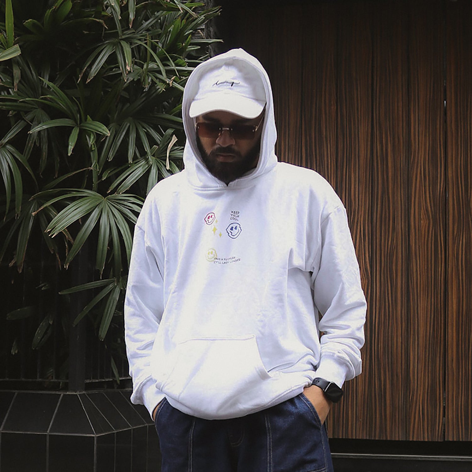 White hooded store jumper